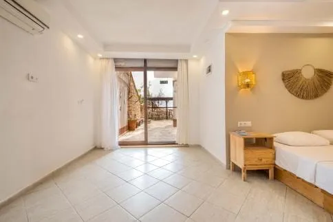 Family Room Garden Floor