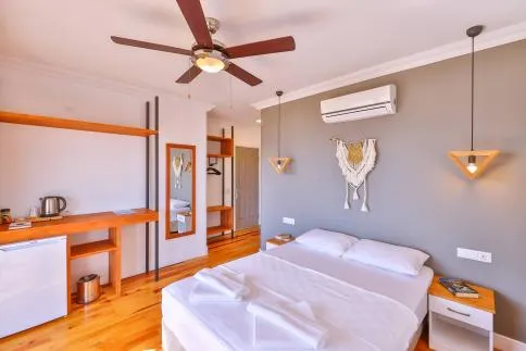Deluxe Sea View Room