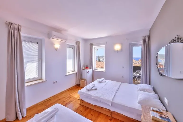 Double/Triple Deniz Manzaralı Oda