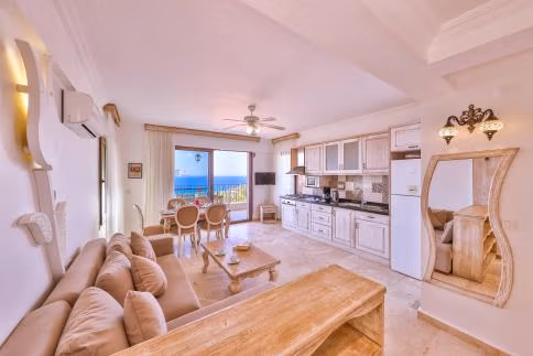 Family Sea View Suite