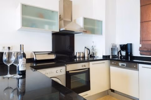 Luxury Penthouse Holiday Home with Sea View