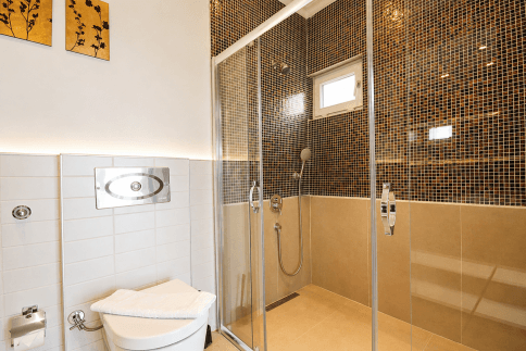 Luxury Penthouse Holiday Home with Sea View